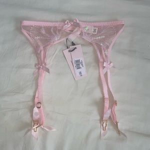 Agent Provocateur pink Quinny suspender, size 2